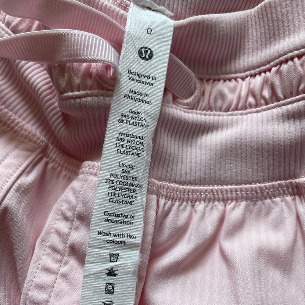 Lululemon Dance Studio Pink Cropped Pants size 0 - Picture 3 of 5